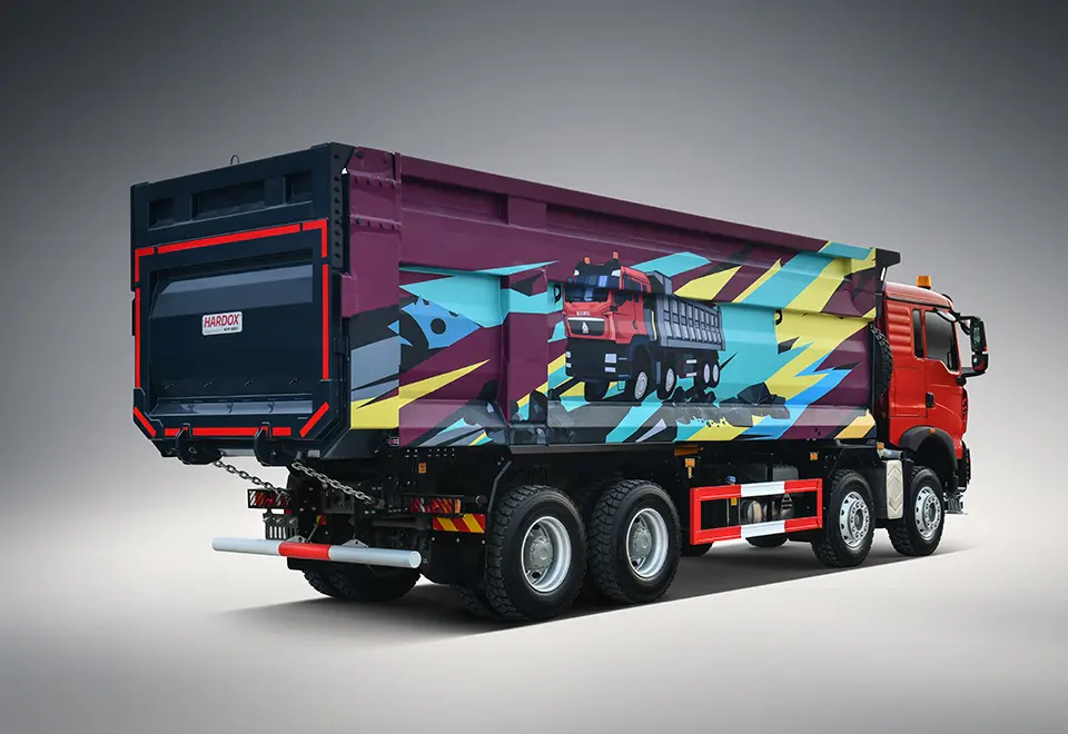 Sinotruk TX 8×4 Dump Truck (4)